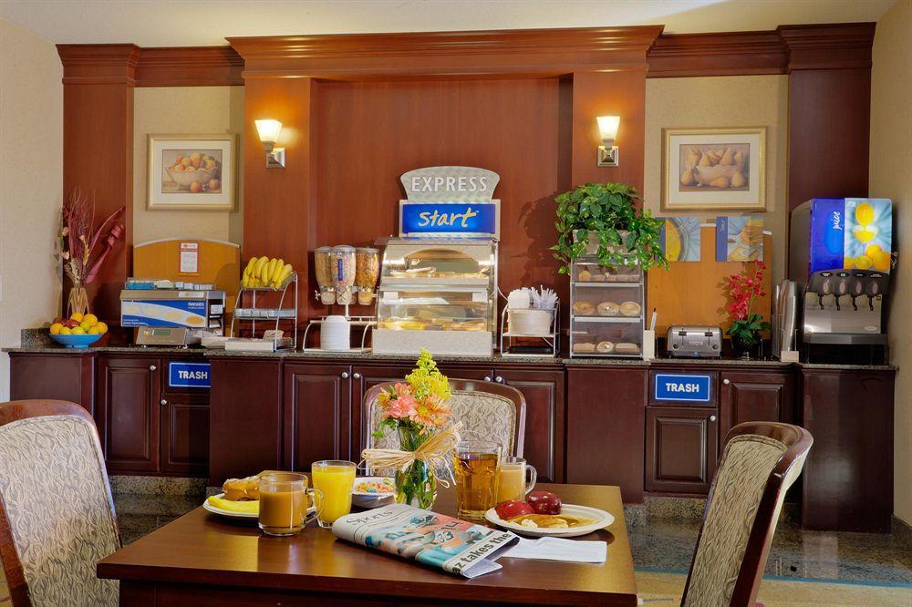 Holiday Inn Express Hotel & Suites Albany By Ihg Restaurant billede