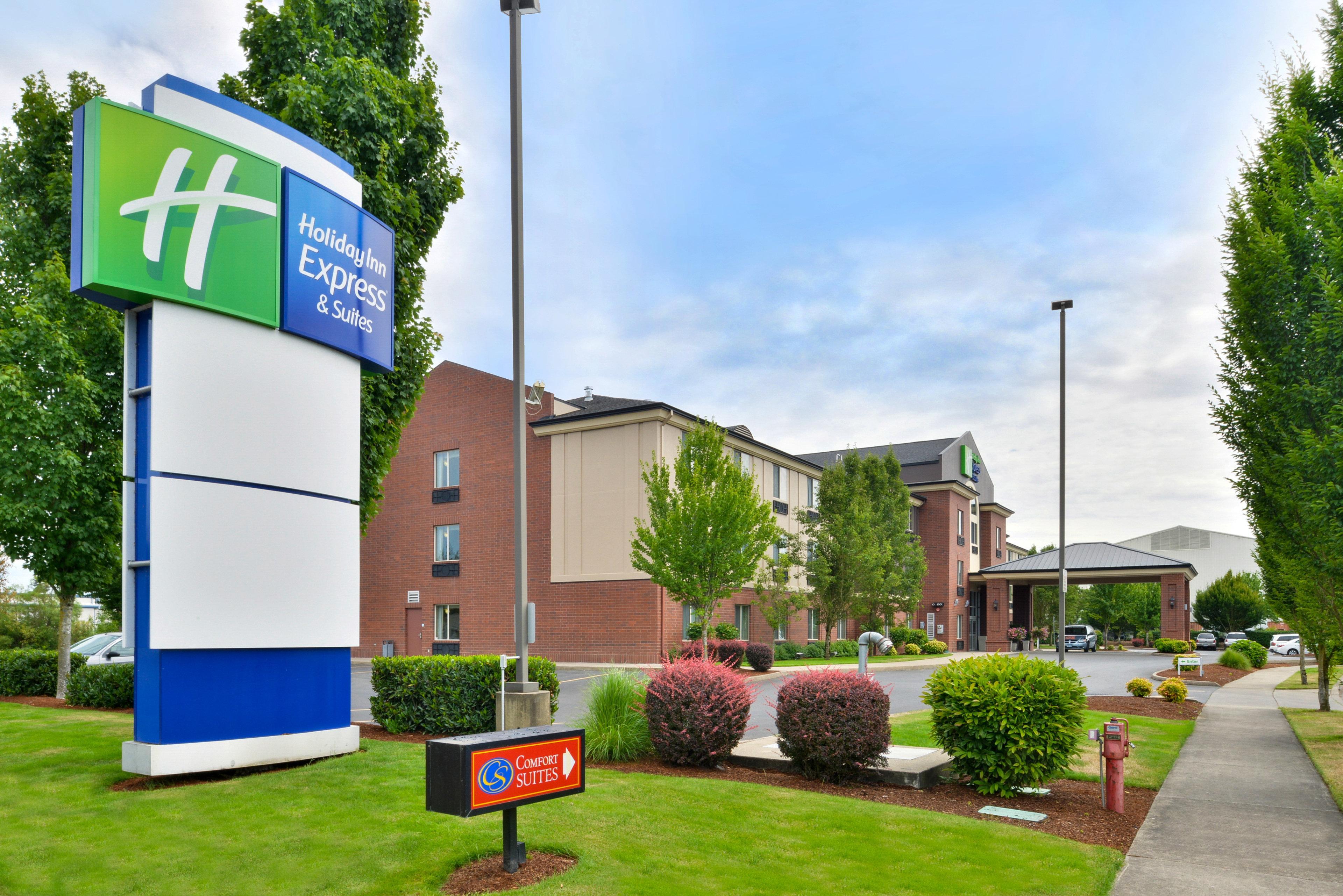 Holiday Inn Express Hotel & Suites Albany By Ihg Eksteriør billede
