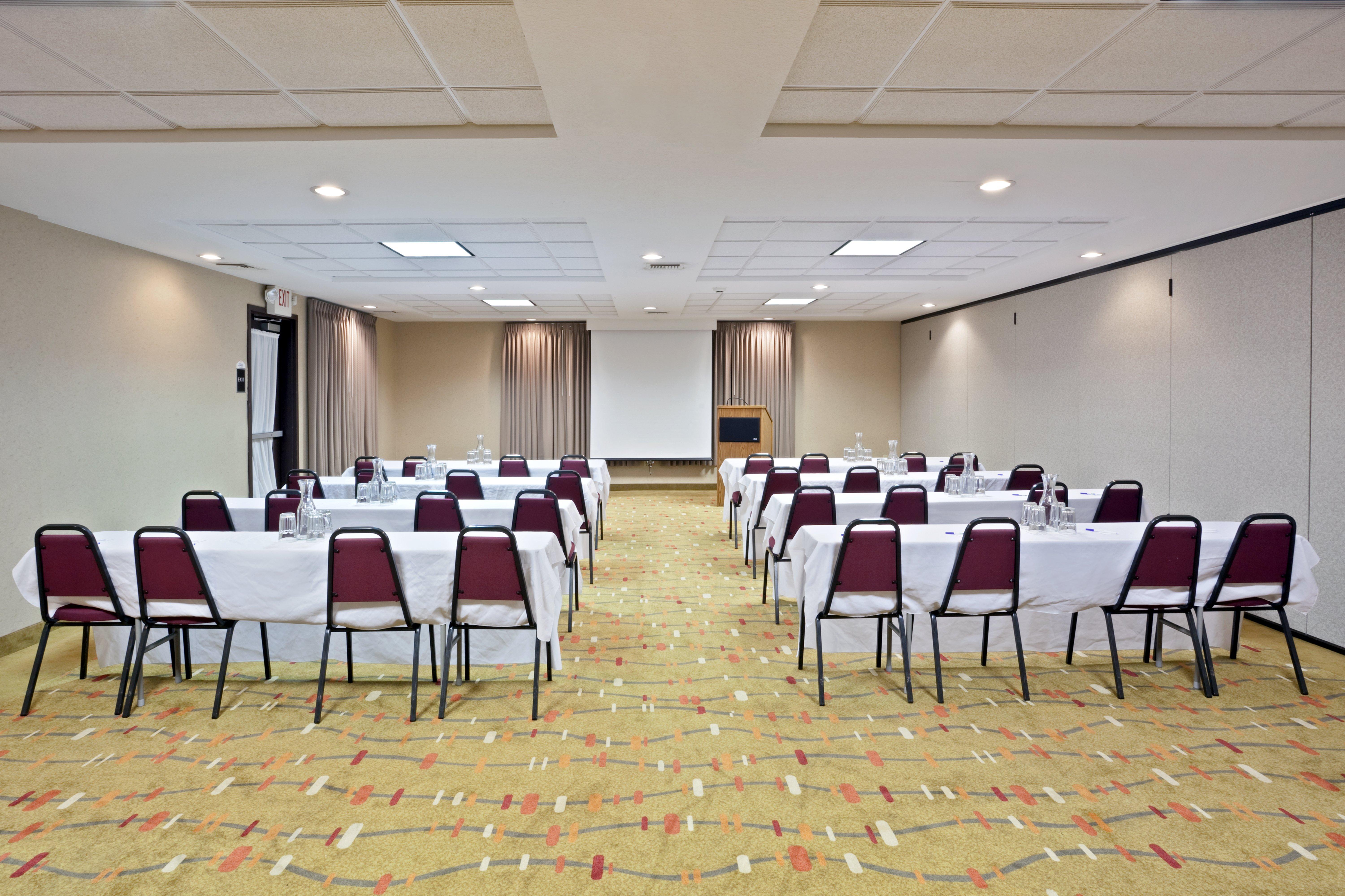 Holiday Inn Express Hotel & Suites Albany By Ihg Eksteriør billede