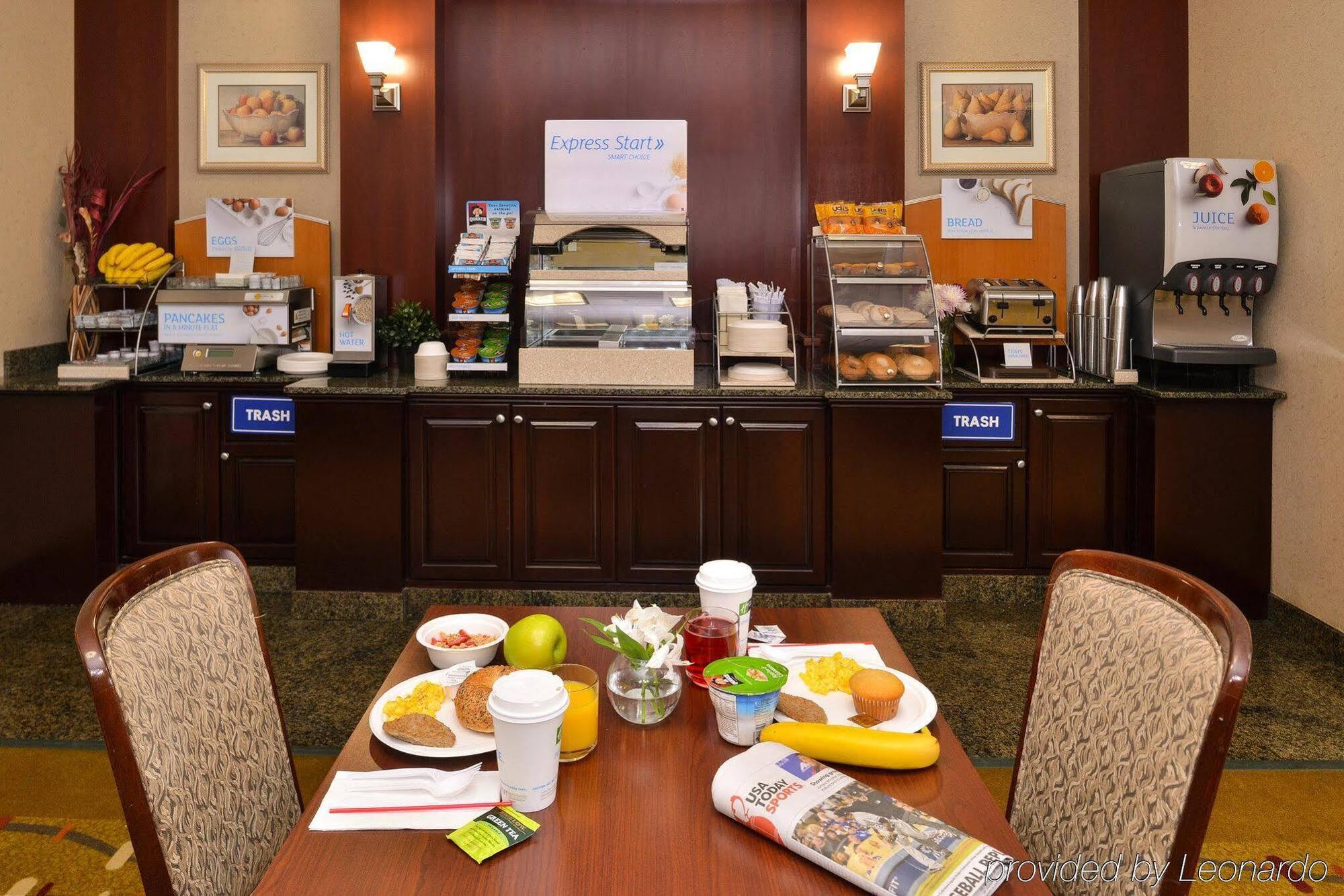 Holiday Inn Express Hotel & Suites Albany By Ihg Eksteriør billede
